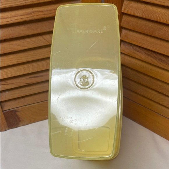 Tupperware Large Cereal Storage Container - Picture 11 of 16